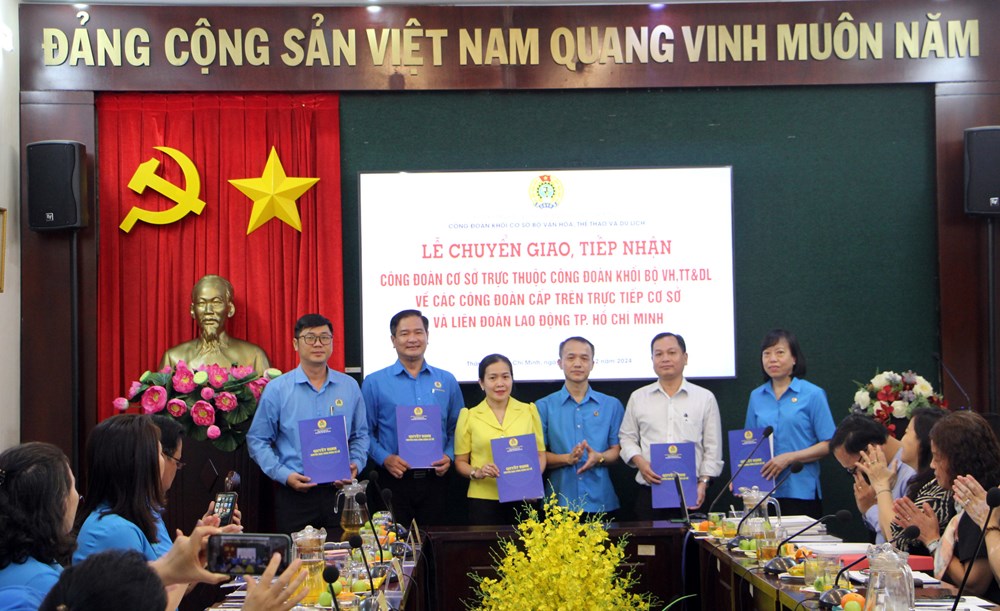 Chuyển giao công đoàn cơ sở trực thuộc về các công đoàn cấp trên - ảnh 2