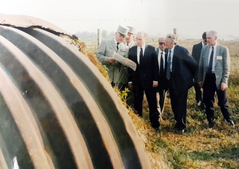 Khi François Mitterrand đến Điện Biên Phủ - ảnh 2