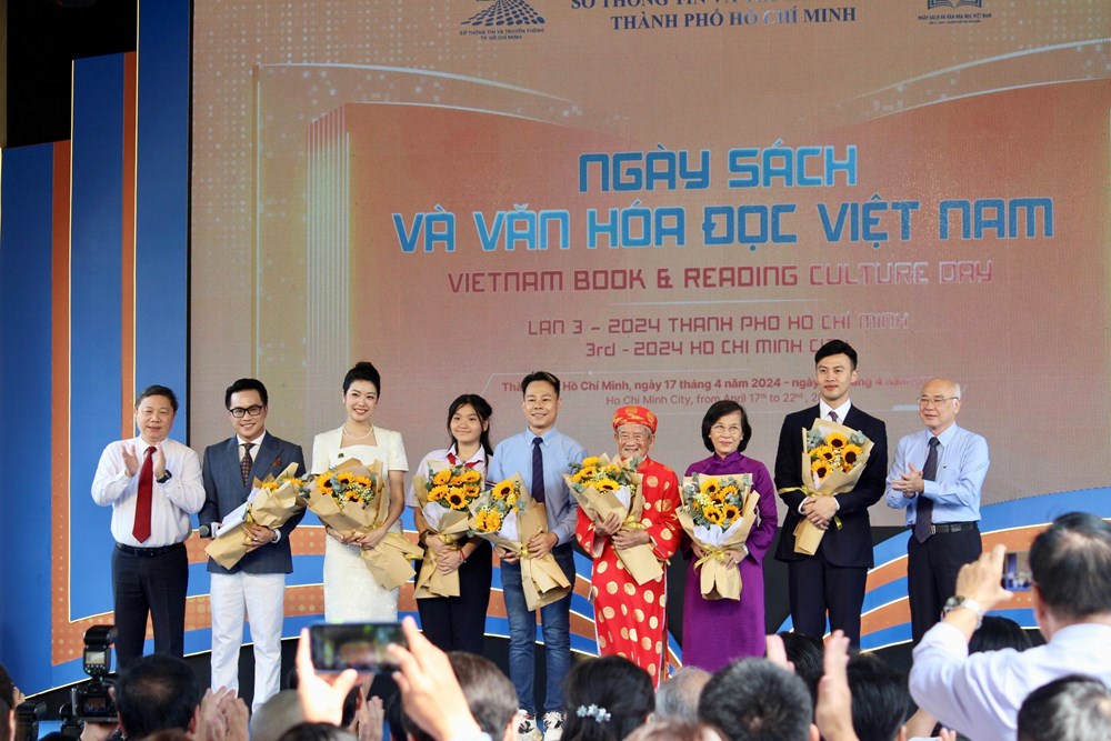 TP.HCM: Khai mạc Ngày Sách và Văn hóa đọc Việt Nam năm 2024 - ảnh 2