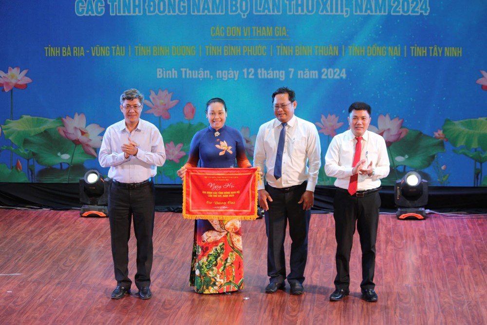 Bế mạc và trao giải Ngày hội Gia đình các tỉnh Đông Nam Bộ - ảnh 5