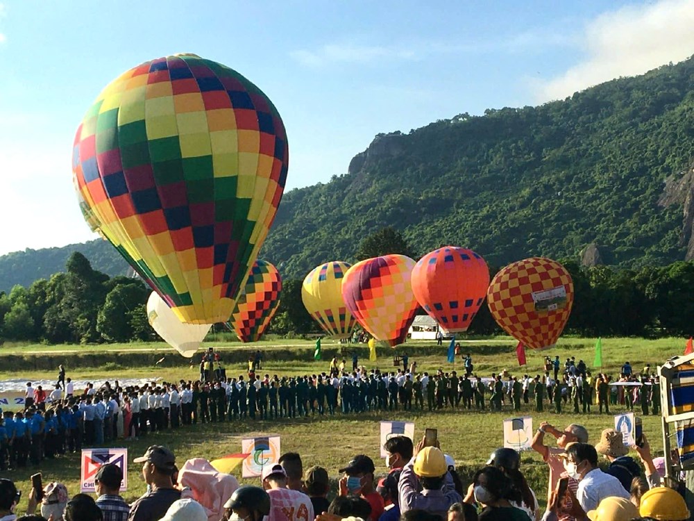 Gia Lai: Sắp diễn ra Tuần lễ Hoa Dã Quỳ - Núi lửa Chư Đăng Ya năm 2024 - ảnh 2