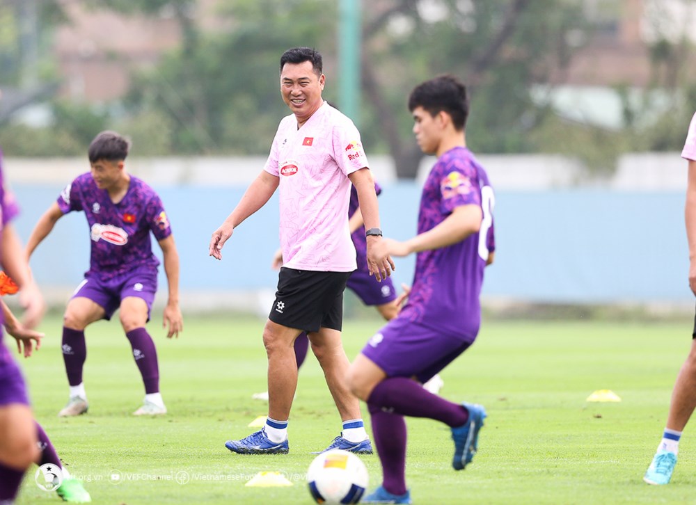 Đội tuyển U19 Việt Nam có “thuyền trưởng” mới - ảnh 1