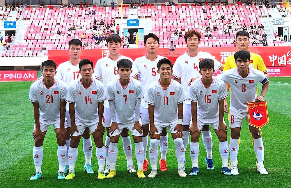 U19 Việt Nam thi đấu cố gắng trước U19 Hàn Quốc tại giải quốc tế ở Trung Quốc - ảnh 1