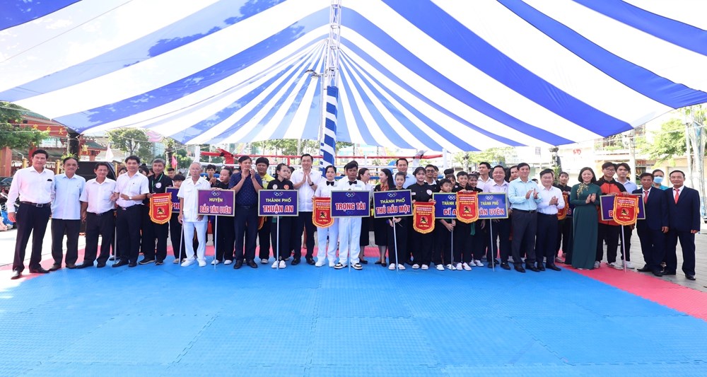 Hơn 100 VĐV tham dự Giải vô địch võ cổ truyền tỉnh Bình Dương 2024 - ảnh 1