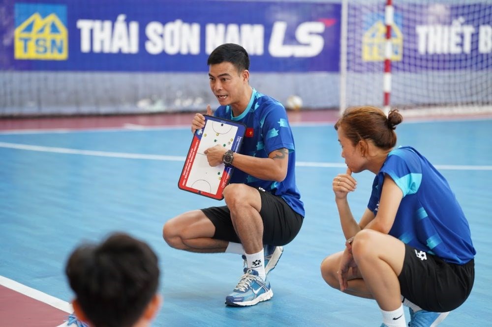 Tuyển Futsal nữ Việt Nam dự quốc tế ở Trung Quốc, chuẩn bị cho vòng loại World Cup 2025 - ảnh 2