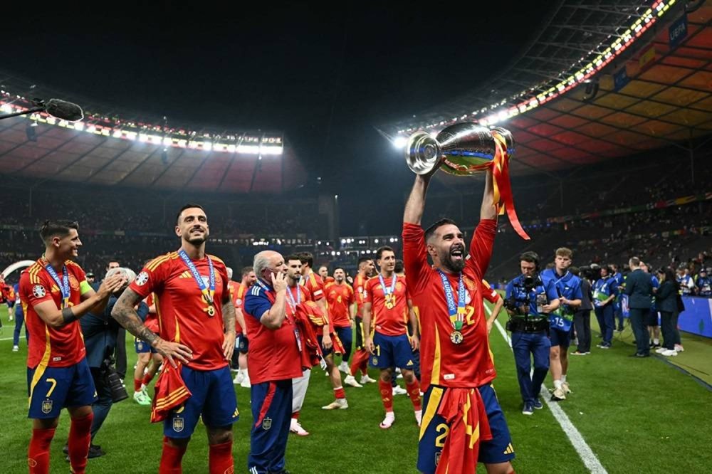Vô địch EURO 2024, Tây Ban Nha lập nên những kỷ lục vô tiền khoáng hậu - ảnh 1