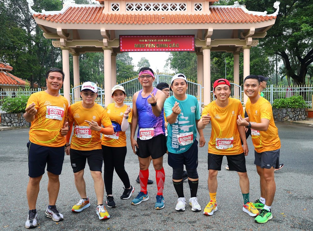 Khoảng 10.000 VĐV tham dự Giải Marathon Đất Sen Hồng Đồng Tháp 2024 - ảnh 3