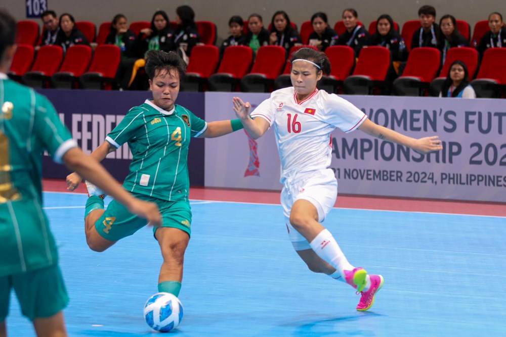 Tuyển Futsal nữ Việt Nam thắng đậm Indonesia - ảnh 1