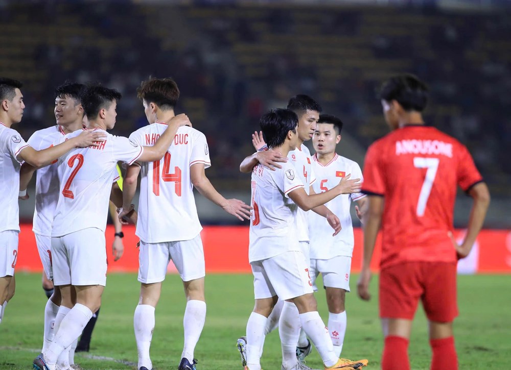 Hàng công bùng nổ, tuyển Việt Nam thắng đậm trận ra quân ASEAN Cup 2024 - ảnh 5