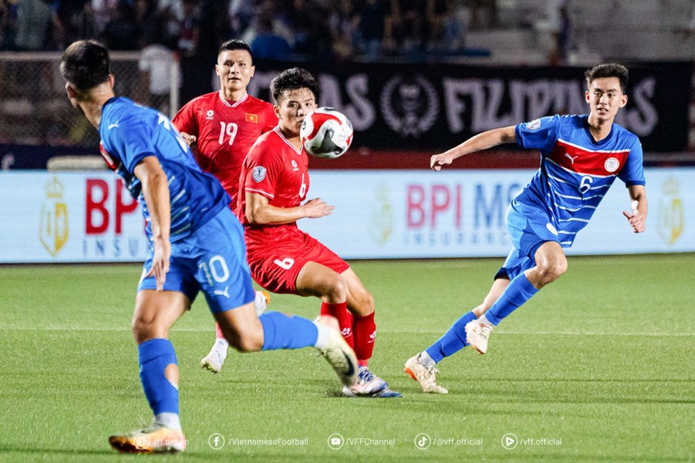 HLV Kim Sang-sik: Các cầu thủ đều tự tin, sẵn sàng trước bất kỳ đối thủ nào - ảnh 2