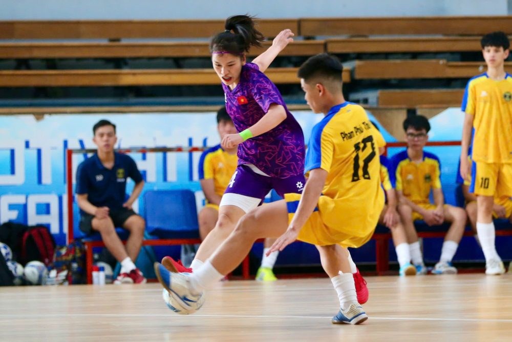 Tuyển Futsal nữ Việt Nam tích cực chuẩn bị cho giải châu Á - ảnh 1