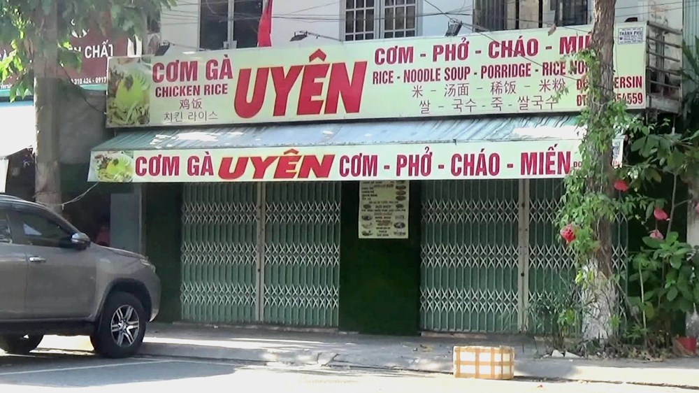 Nhà hàng, quán ăn món gà ở  Nha Trang “vắng tanh” - ảnh 1
