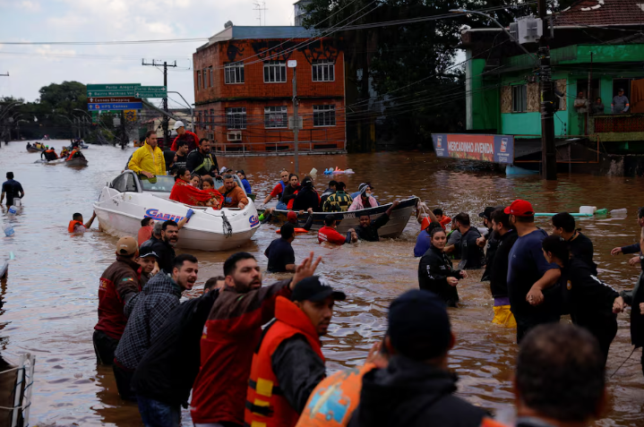 Lũ lụt gây thiệt hại nặng nề ở nhiều quốc gia - ảnh 2
