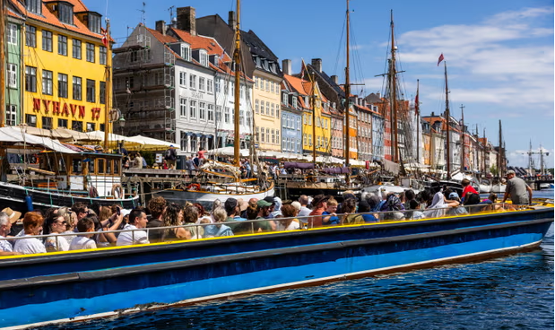  Thủ đô Copenhagen “thưởng” cho du khách thân thiện môi trường - ảnh 1
