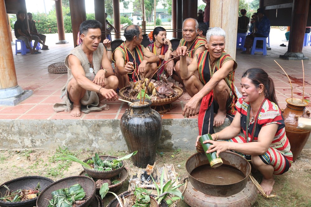 Lễ trỉa lúa của người Brâu - ảnh 1