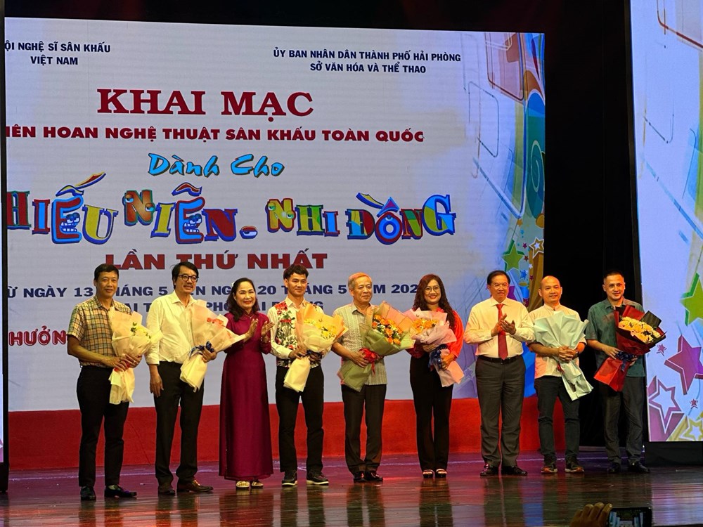  Tháo gỡ khó khăn, thúc đẩy sáng tạo văn học, nghệ thuật - ảnh 1