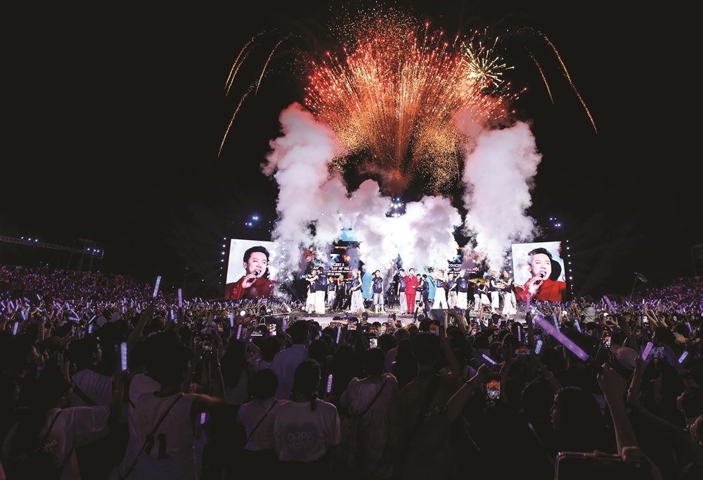 Du lịch hốt bạc” từ những “siêu” concert - ảnh 1