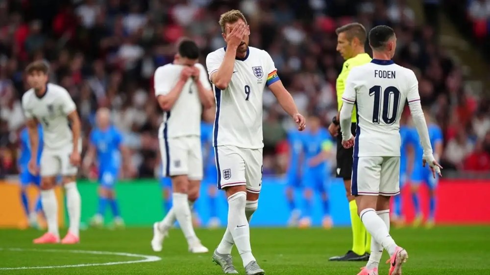 Tuyển Anh thua ngay trên Wembley; Tây Ban Nha chốt danh sách - ảnh 1