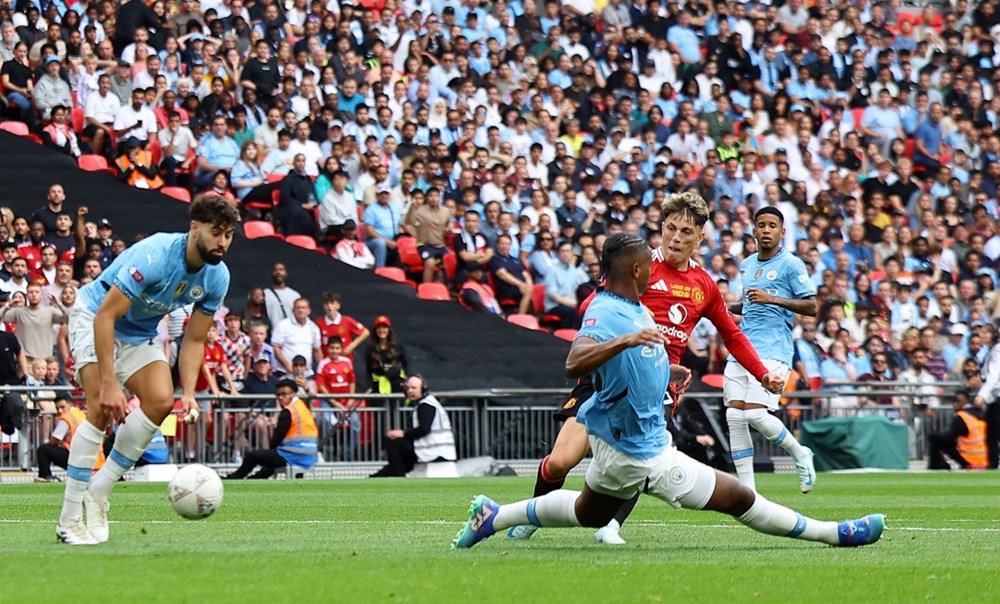 Hạ Man United sau loạt luân lưu, Man City giành Siêu cúp Anh - ảnh 2