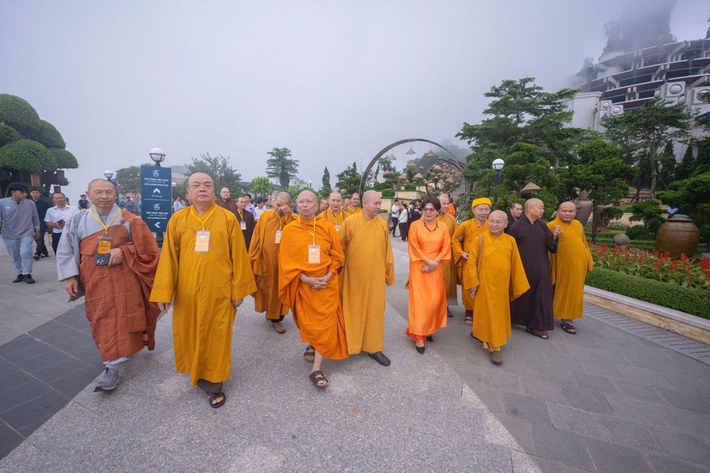 Núi Bà Đen đón đoàn đại biểu ICDV tham quan và thảo luận về Đại lễ Vesak 2025 - ảnh 4