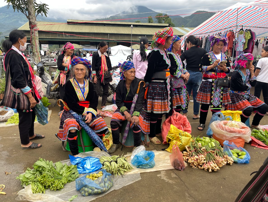 Chợ phiên Lai Châu – nét đẹp vùng biên - ảnh 1