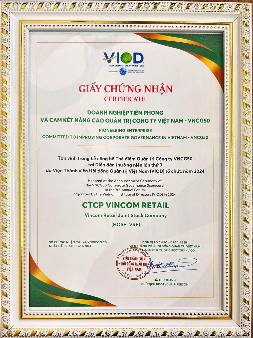 Vincom Retail được vinh danh trong top 25 thương hiệu dẫn đầu và top 50 doanh nghiệp quản trị xuất sắc nhất tại Việt Nam - ảnh 2