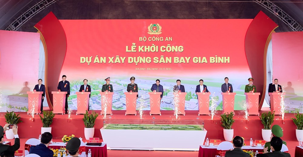 Sun Group cam kết hoàn thành xây dựng sân bay Gia Bình trong 12 tháng - ảnh 1