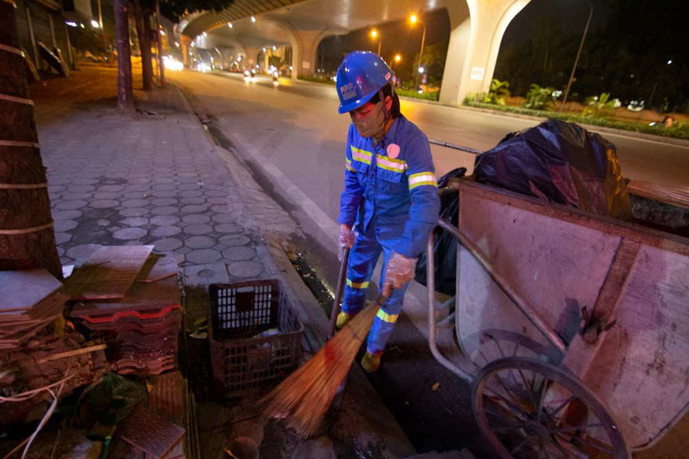 Bóng dáng âm thầm giữa đêm đông - ảnh 2