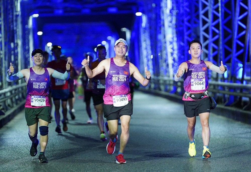 8.000 người tham gia giải chạy VnExpress Marathon Huế 2024 - ảnh 2