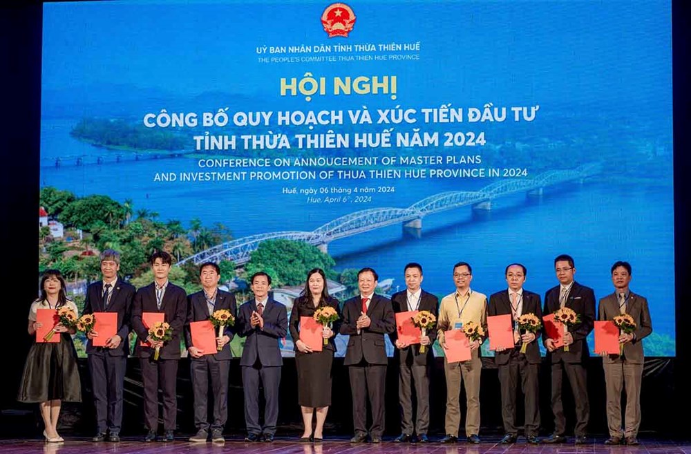 Thành lập Trung tâm Xúc tiến đầu tư, thương mại và hỗ trợ doanh nghiệp tỉnh Thừa Thiên Huế - ảnh 1