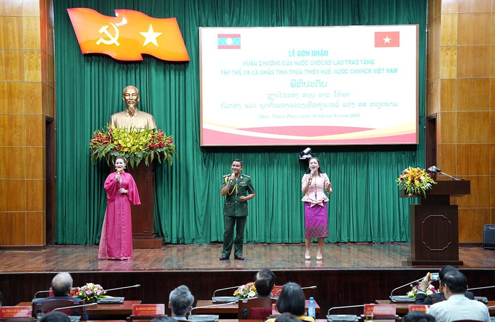 Thừa Thiên Huế đón nhận Huân chương Lao động hạng I của CHDCND Lào - ảnh 4