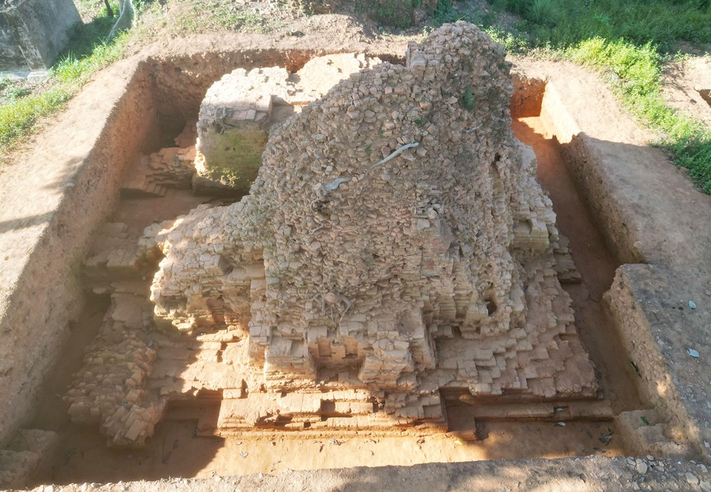  Thống nhất mở rộng diện tích khai quật khảo cổ di tích Tháp đôi Liễu Cốc - ảnh 1