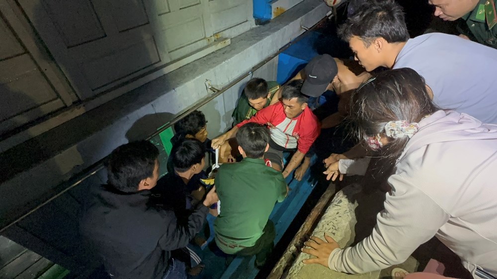 Hỗ trợ cấp cứu một ngư dân bị tai nạn lao động ở vùng biển Trường Sa - ảnh 1