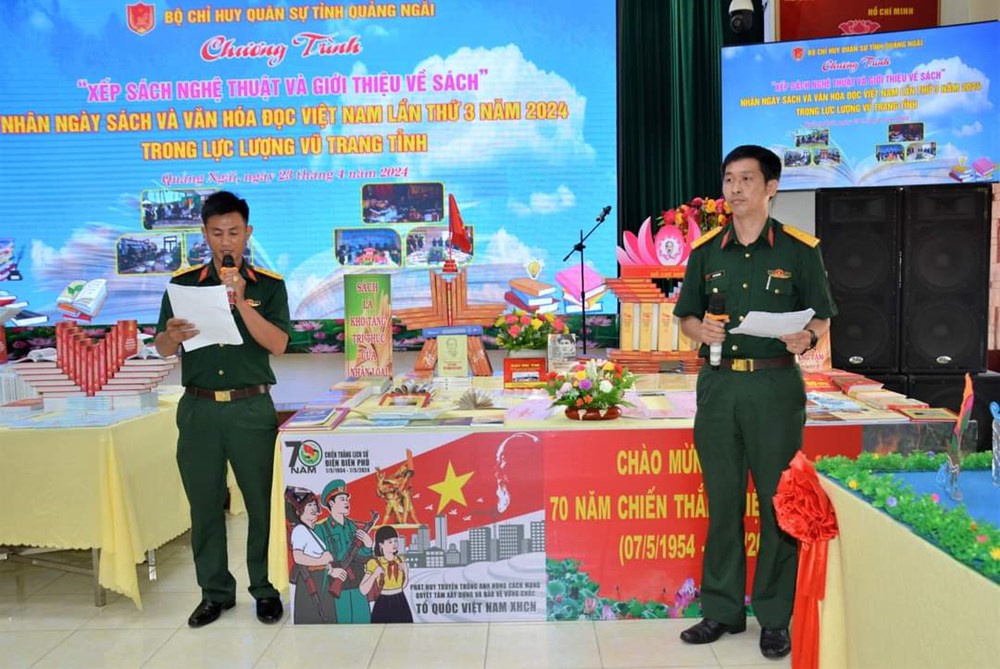 Ngày sách và văn hóa đọc trong lực lượng vũ trang tỉnh Quảng Ngãi - ảnh 2