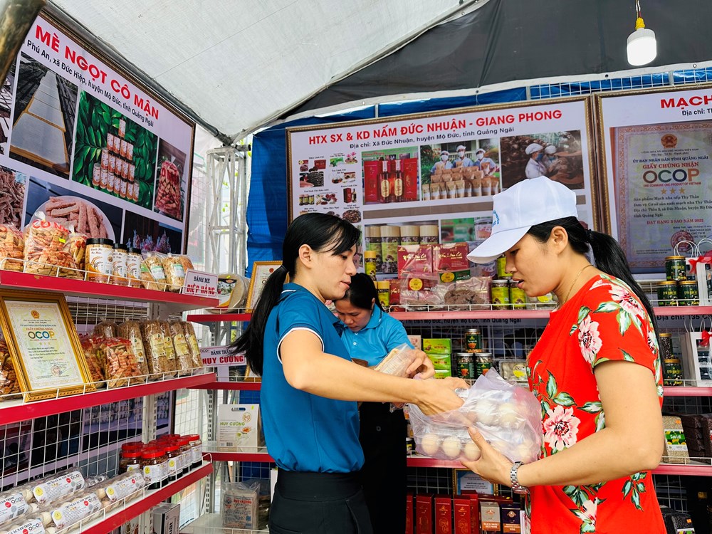 Bế mạc Tuần lễ Du lịch Quảng Ngãi năm 2024 - ảnh 2