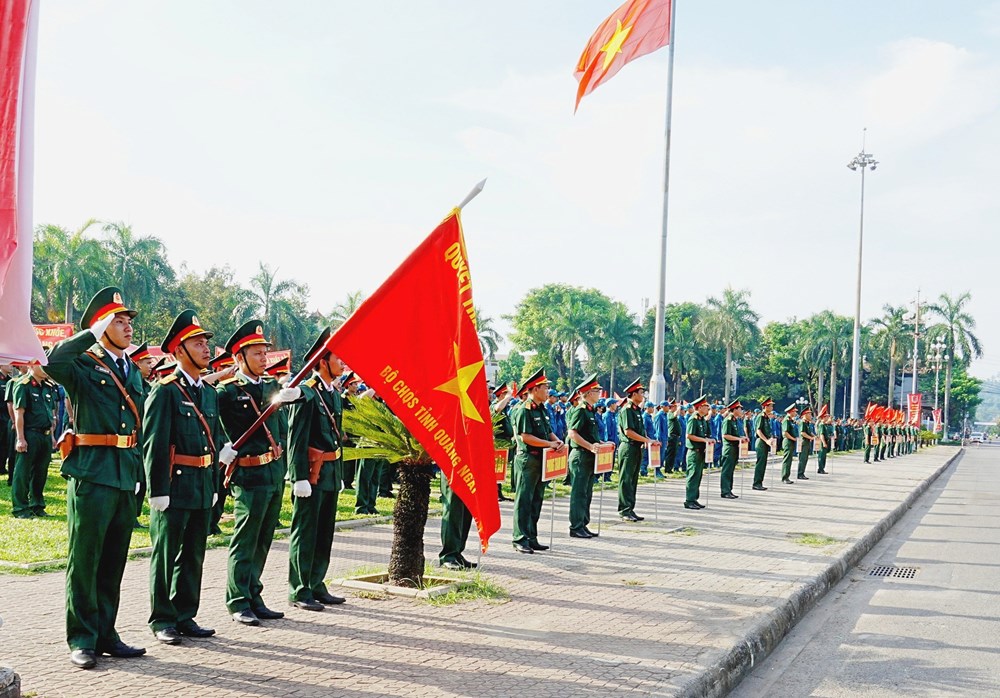 Khai mạc hội thao TDTT quốc phòng tỉnh Quảng Ngãi - ảnh 3