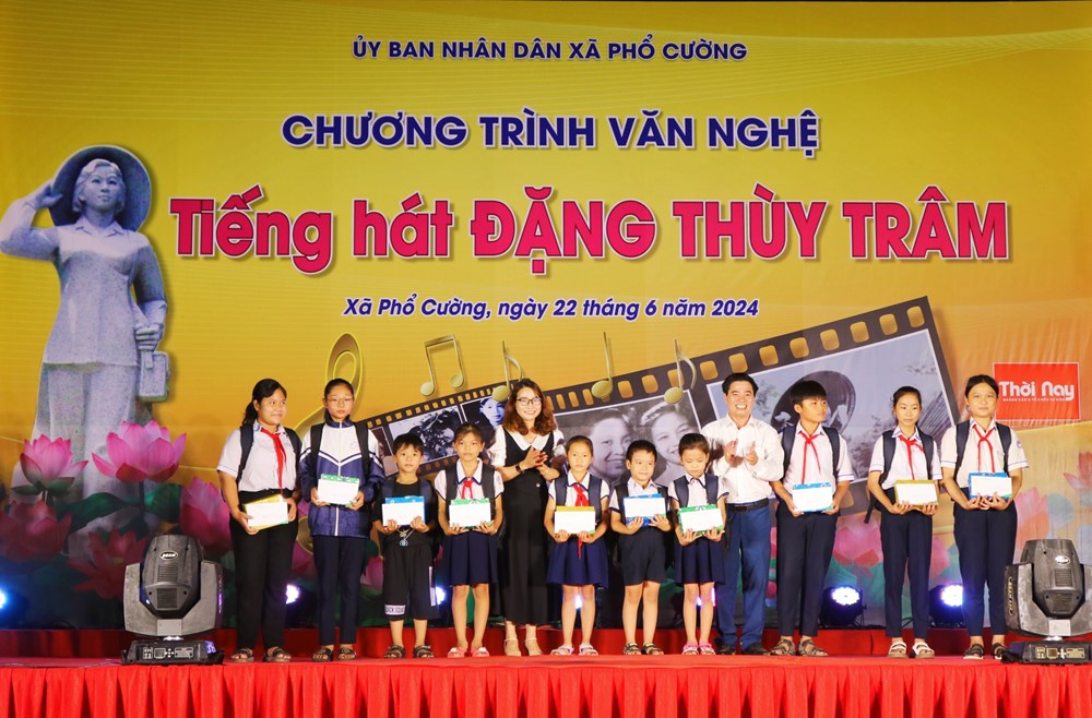 Tưởng niệm 54 năm Anh hùng liệt sĩ bác sĩ Đặng Thùy Trâm hy sinh - ảnh 4