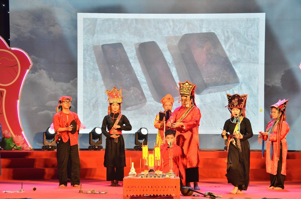 Độc đáo nghi thức lễ cấp sắc của dân tộc Tày tỉnh Thái Nguyên - ảnh 2