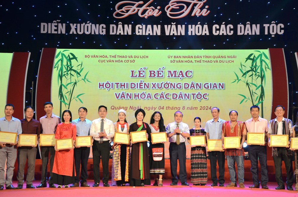 Bế mạc Hội thi diễn xướng dân gian văn hóa các dân tộc - ảnh 9