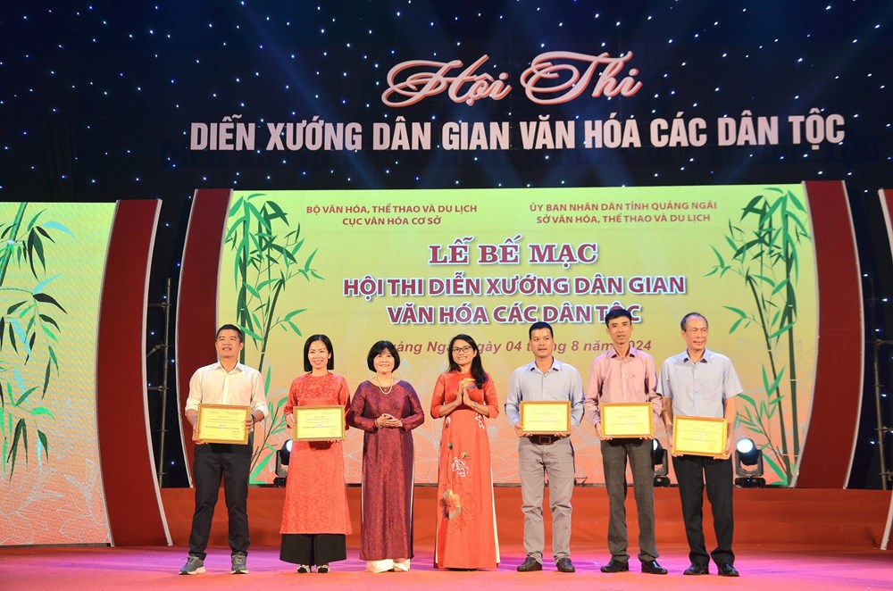 Bế mạc Hội thi diễn xướng dân gian văn hóa các dân tộc - ảnh 7