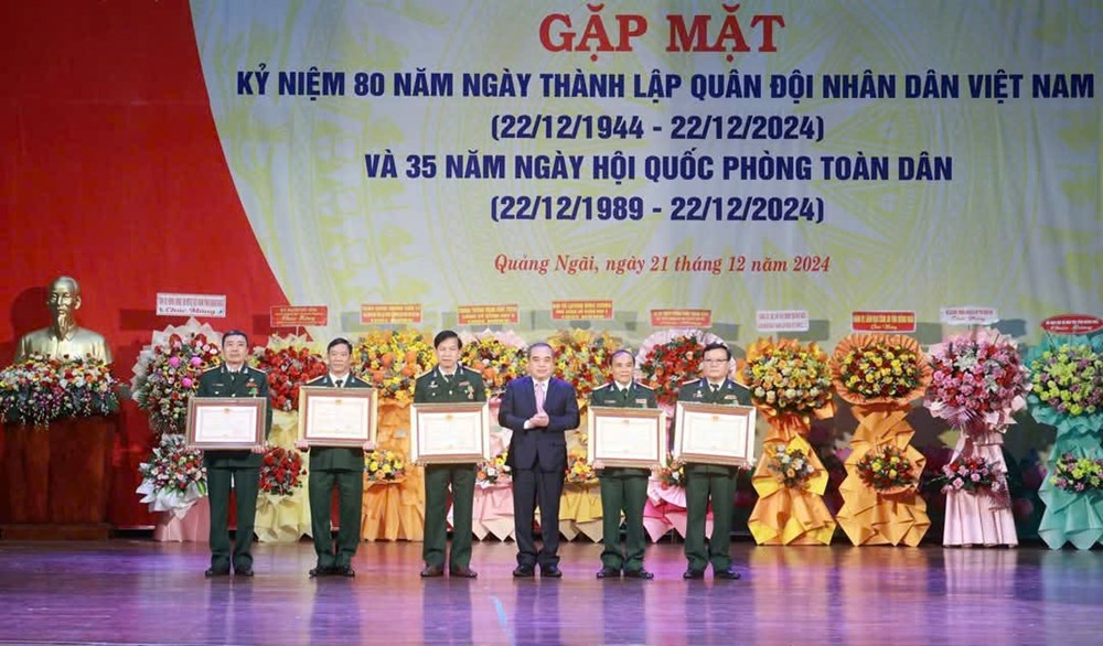 Gặp mặt nhân kỷ niệm 80 năm Ngày thành lập Quân đội Nhân dân Việt Nam - ảnh 5