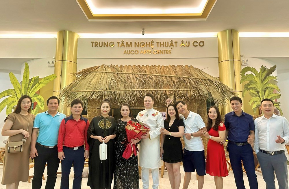 Những khán giả đặc biệt của Lê Thanh Phong trong đêm nhạc quê hương - ảnh 6