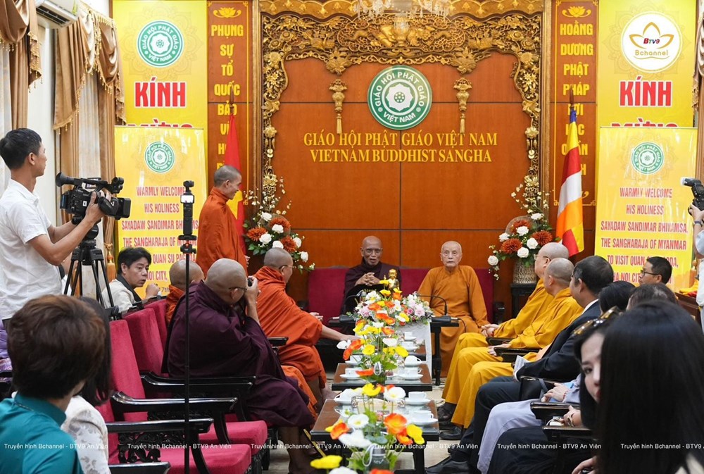  Đức Tăng Thống Myanmar thăm Việt Nam mùa Phật đản - ảnh 1