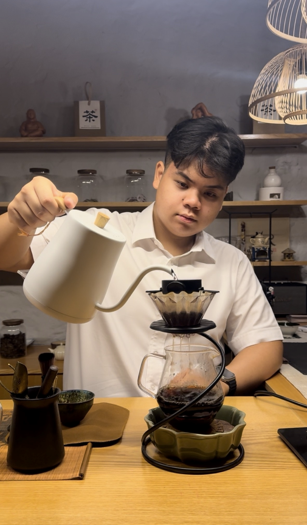 Quán trà đặc biệt, cách người trẻ quảng bá văn hóa Việt  - ảnh 2