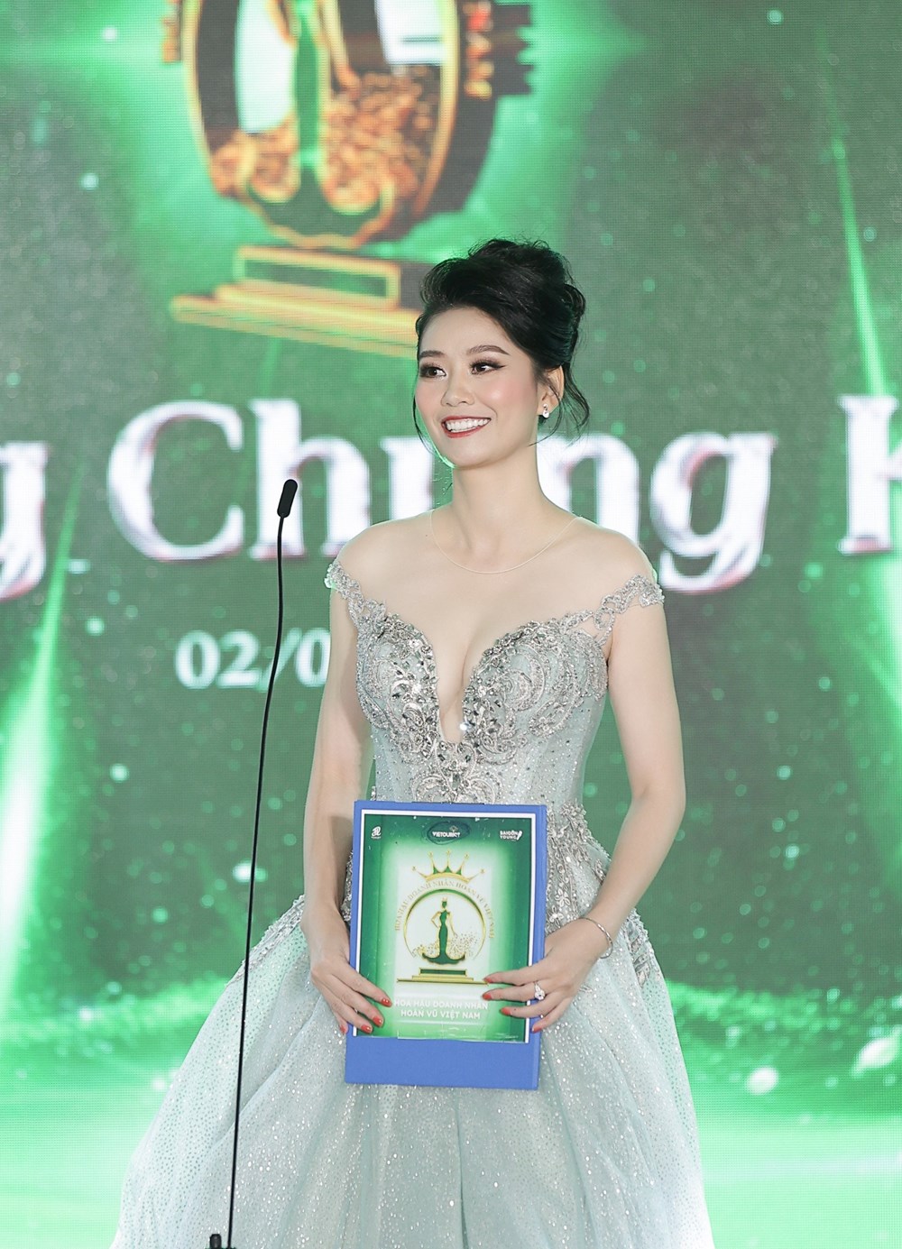 Chung kết cuộc thi Hoa hậu Doanh nhân Hoàn vũ Việt Nam 2024 - ảnh 2