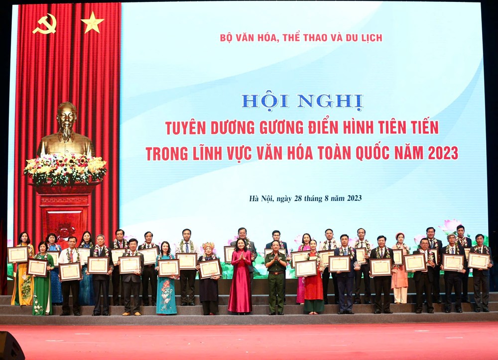 Phát hiện, bồi dưỡng, tổng kết và nhân rộng điển hình tiên tiến - ảnh 1