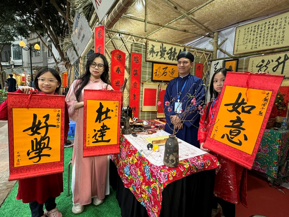 Rực màu Tết ở Hội chữ Xuân Ất Tỵ 2025 - ảnh 7