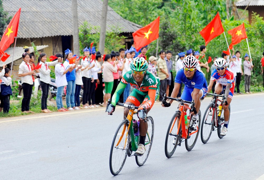 Thủ tướng gửi thư cho Cuộc đua xe đạp về Điện Biên Phủ Cúp Báo Quân đội nhân dân - ảnh 3