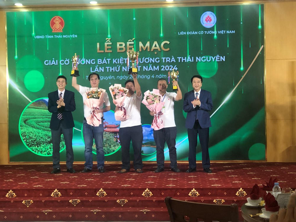 Nguyễn Anh Mẫn vô địch giải cờ tướng Bát Kiệt 2024 - ảnh 1