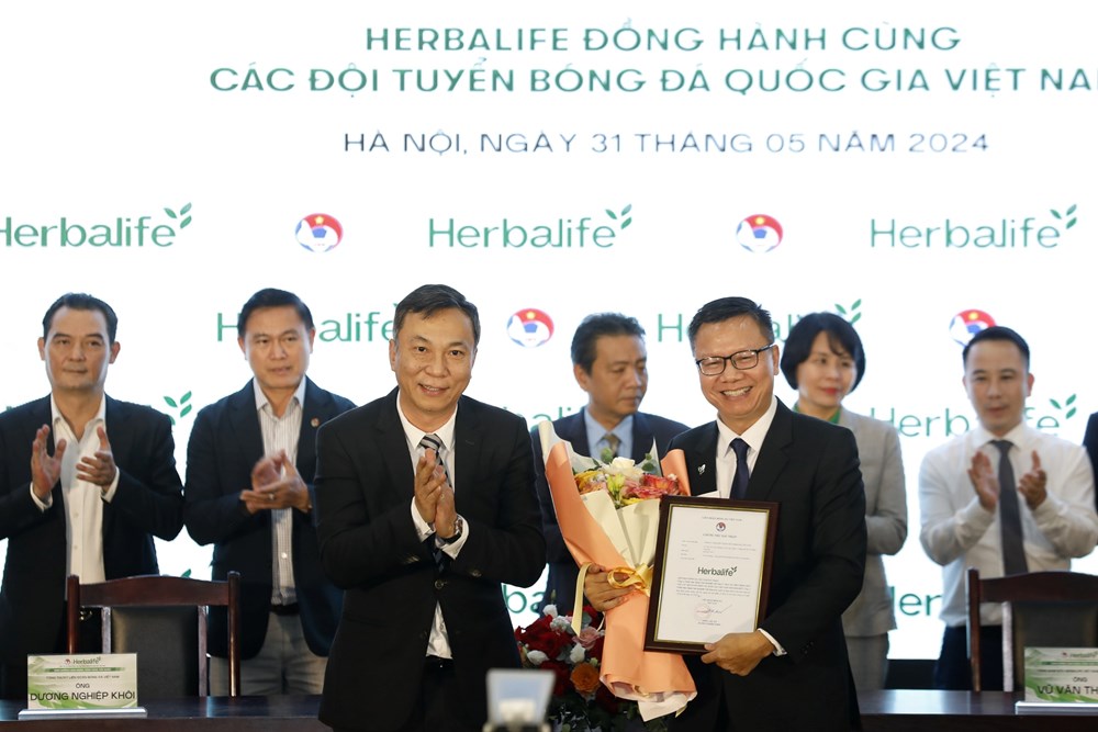 VFF công bố nhà tài trợ cho các đội tuyển bóng đá Việt Nam - ảnh 2